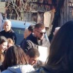 Majka se slomila na grobu sina Mihajla: “Kako ću te prežaliti?! Dok sam živa, ja ću plakati…”