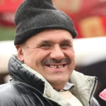 Elmedin Karic-Ako dodje do rata u Bosni zelim da budem glavni komadant i na prvoj liniji.Imam dosta fanova