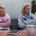 Zmaj od sipova brutalno istukao roba.Rob se napio pobjegle mu krave kod komsije u njivu